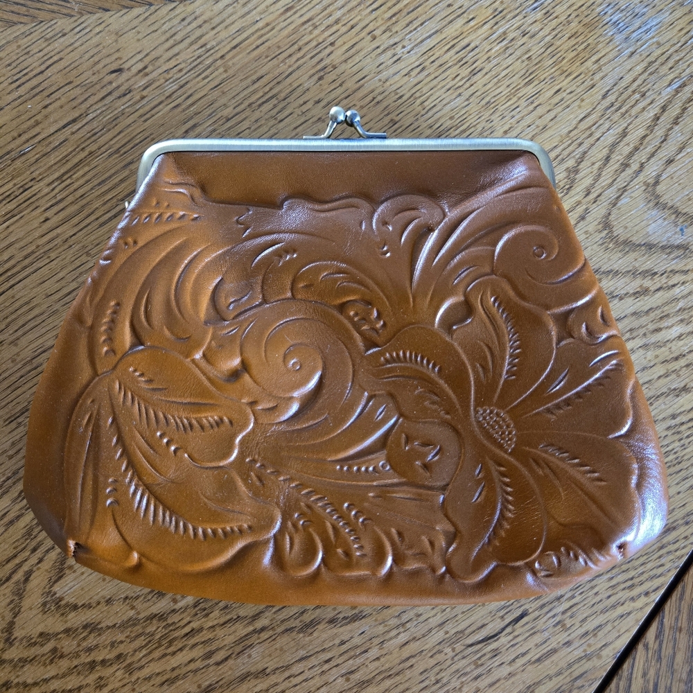 Patricia Nash Tan Embossed Leather Clutch Brown